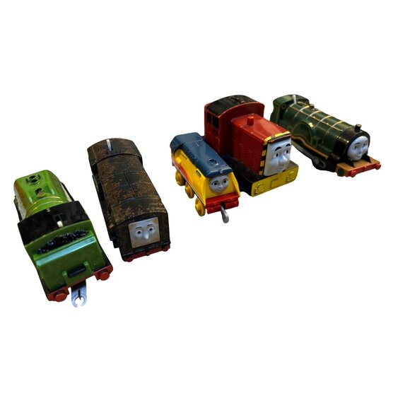 Thomas & Friends TrackMaster Train Set With Engines Tracks Accessories - Picture 3 of 11